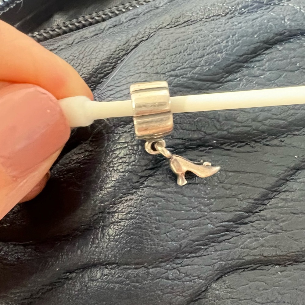 Pandora Shoe Charm - Picture 3 of 8